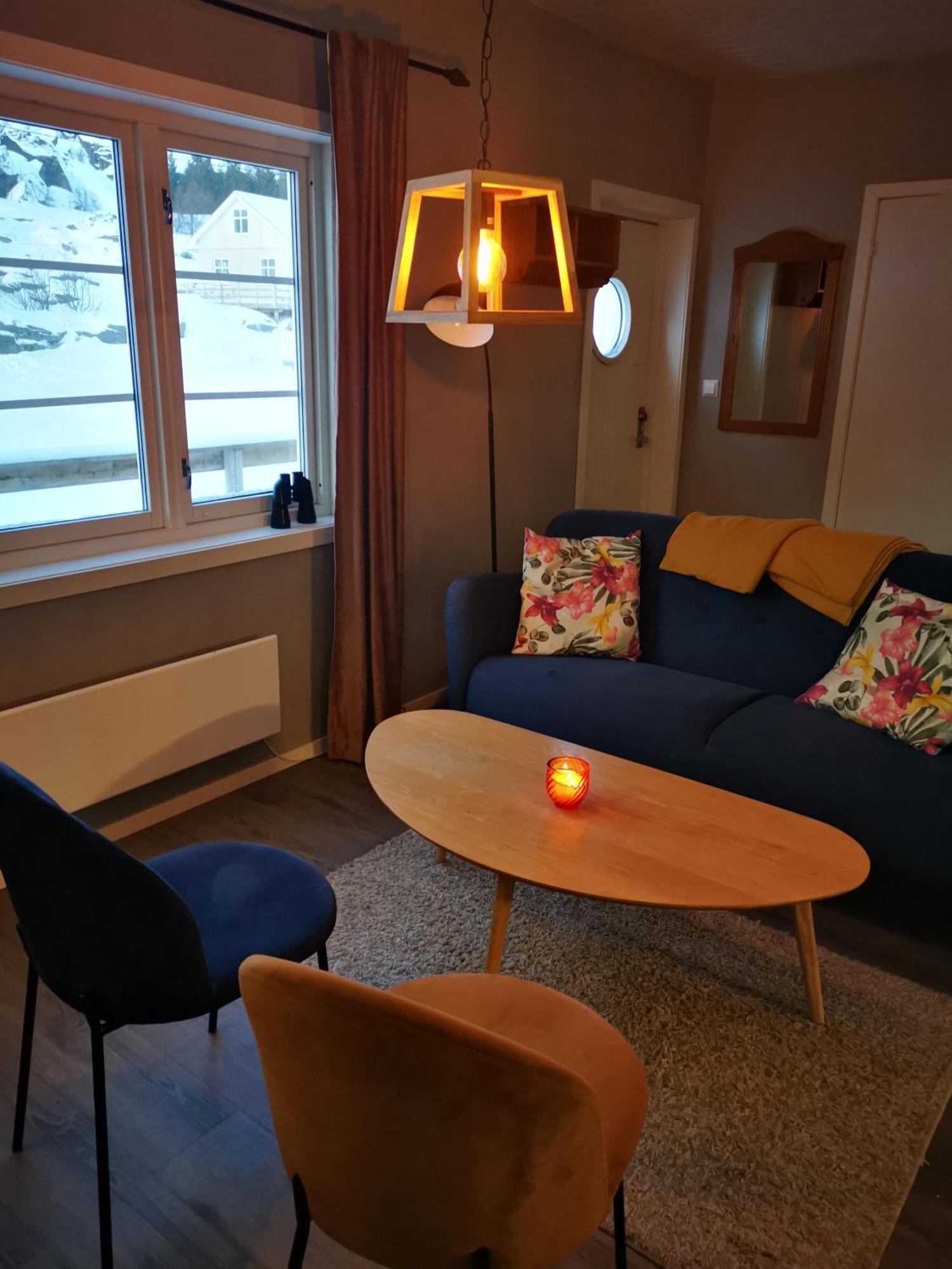 Kaikanten Rorbuer Sennesvik Phòng bức ảnh